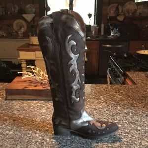 Sheryl Crow Western boots